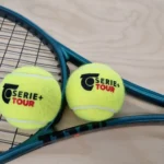 Tennisereket pallidega